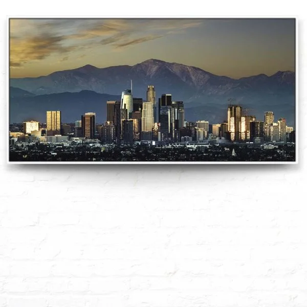 Skyline Los Angeles by night im weißen Bilderrahmen, 120x60cm