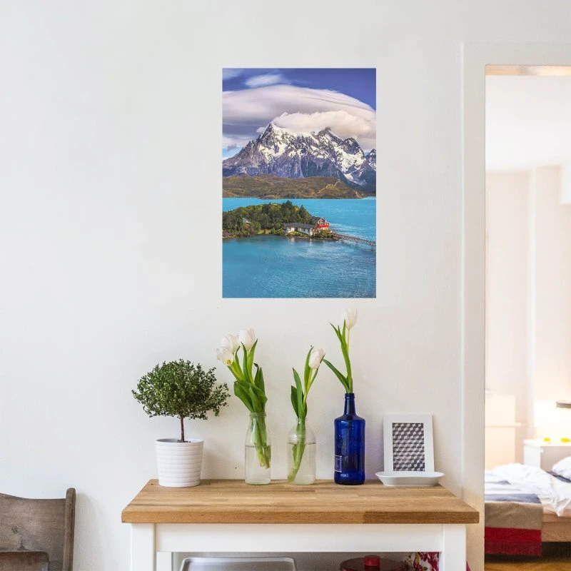 Poster 80x120cm Hochformat, Berge & Gebirge Lake Pehoe Patagonien