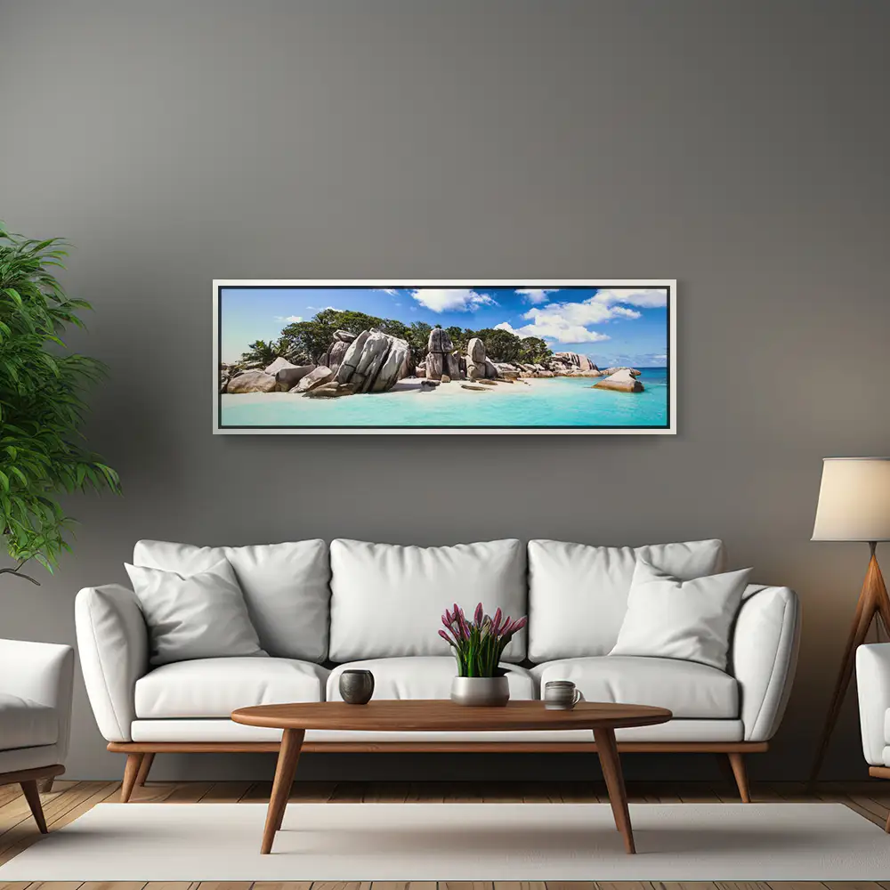 Strand & Meer Seychellen Insel im weißen Bilderrahmen, 150x50cm