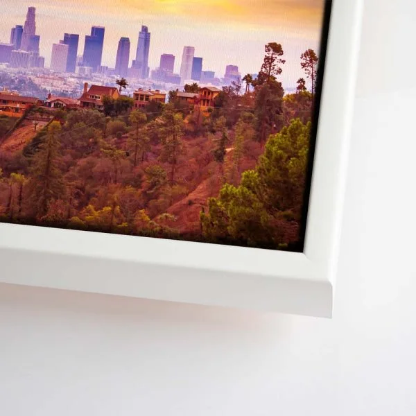 Skyline Los Angeles hills im weißen Bilderrahmen, 90x60cm