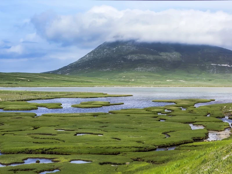 Berge & Gebirge Ceapabhal Hügel Isle Harris Schottland als Acrylglasverbund Bild 200x150cm