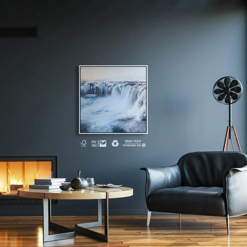 Wasserfall Godafoss, Island im weißen Bilderrahmen, 50x50cm