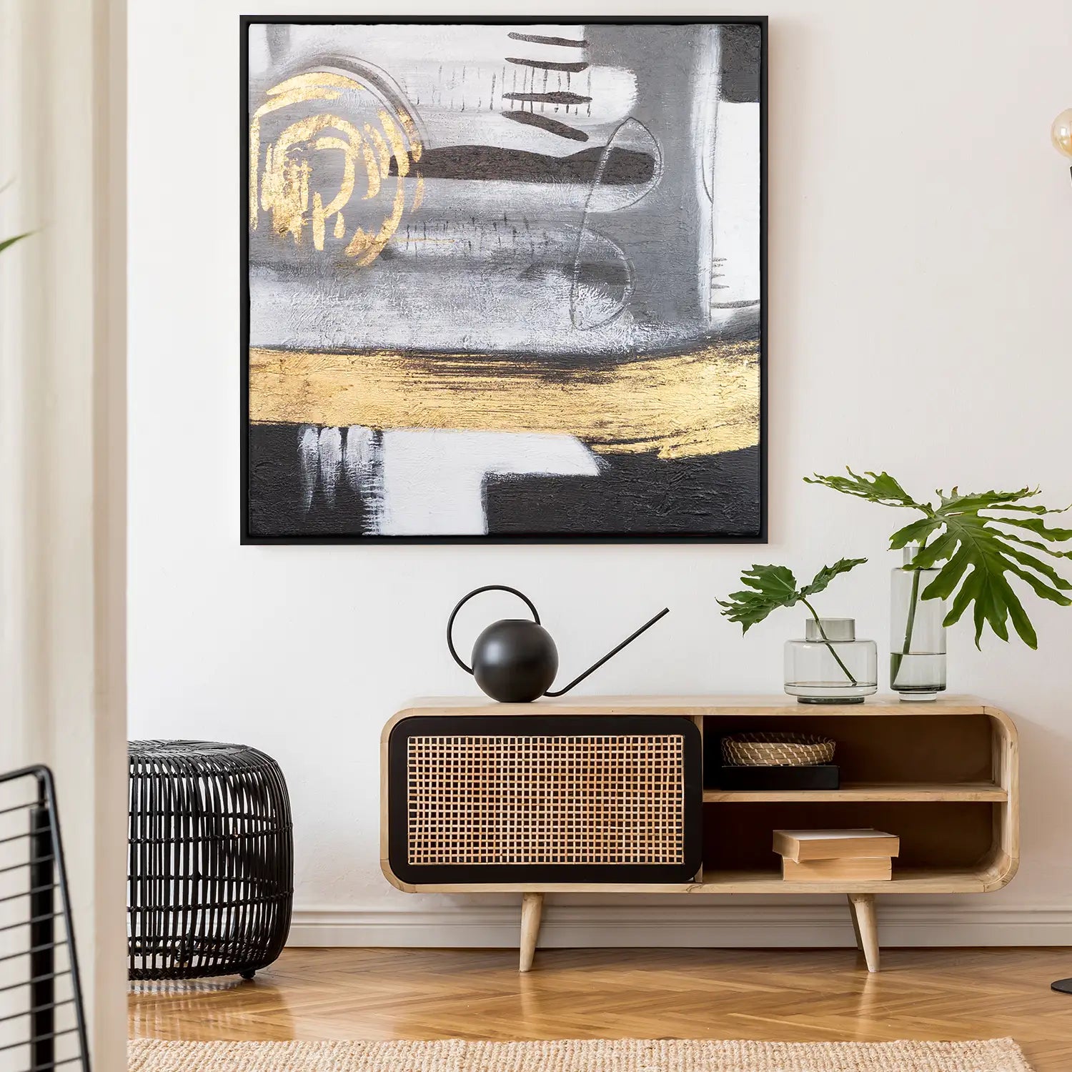 Leinwandbild handgemalt 120x120 cm im Schattenfugenrahmen Schwarz, moderne Abstraktion in Gold und Grau – „Goldenes Jetzt“