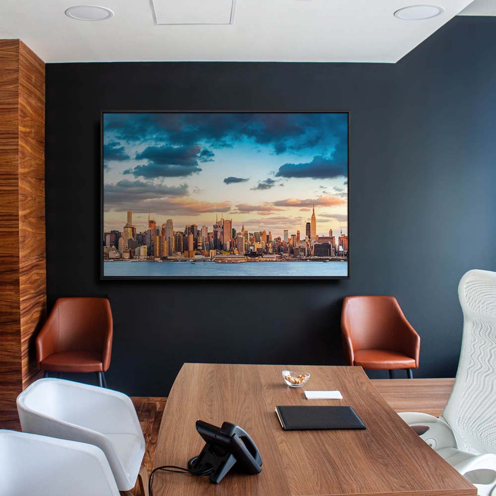 Skyline Panorama von New York im schwarzen Bilderrahmen, 200x150cm