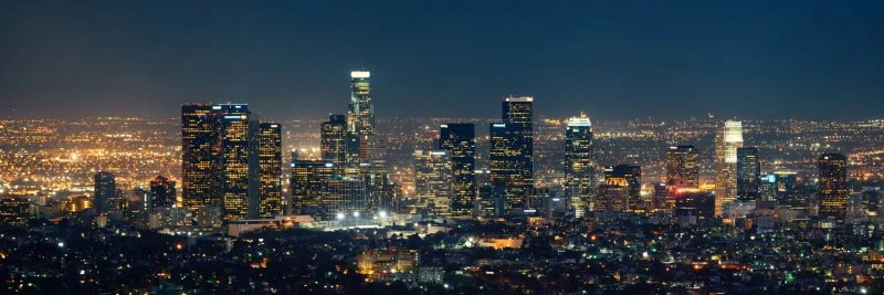 Skyline Los Angeles Nachts als Leinwand Bild 150x50cm