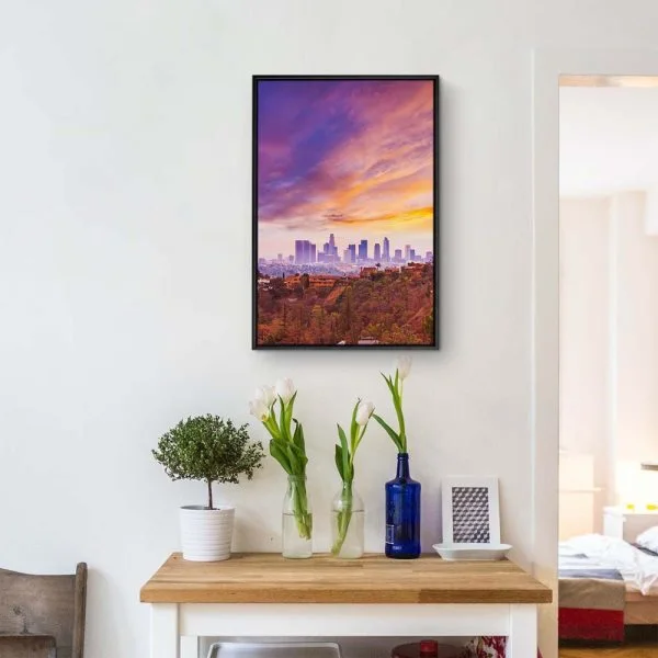 Skyline Los Angeles hills im Hochformat 60x90cm mit schwarzen Bilderrahmen