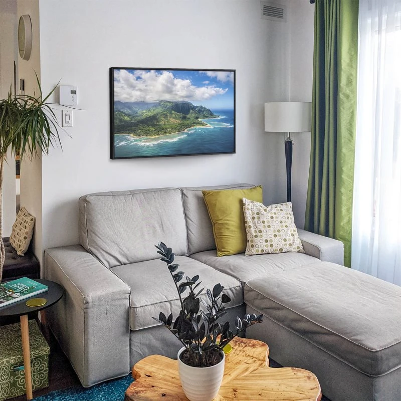 Berge & Gebirge Hawaii Klippen Insel Kauai im schwarzen Bilderrahmen, 120x60cm