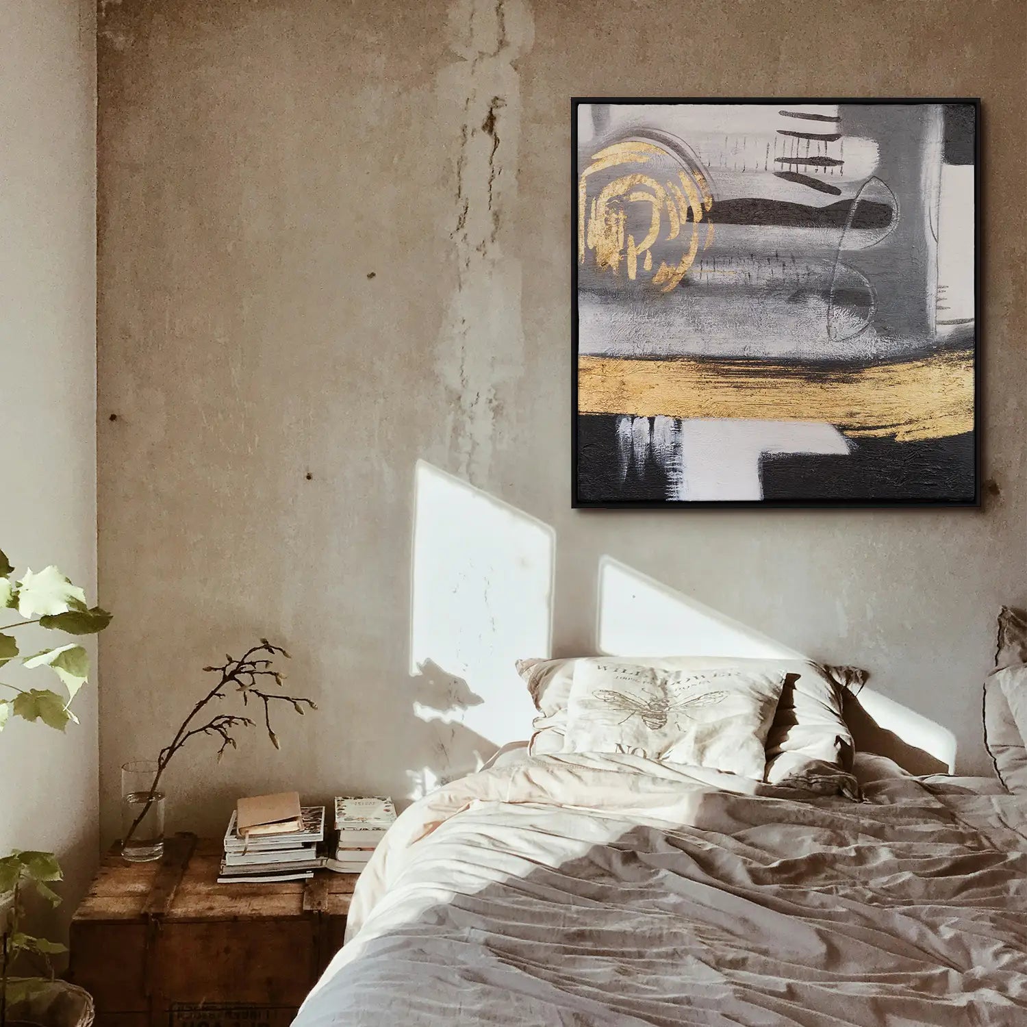 Leinwandbild handgemalt 120x120 cm im Schattenfugenrahmen Schwarz, moderne Abstraktion in Gold und Grau – „Goldenes Jetzt“