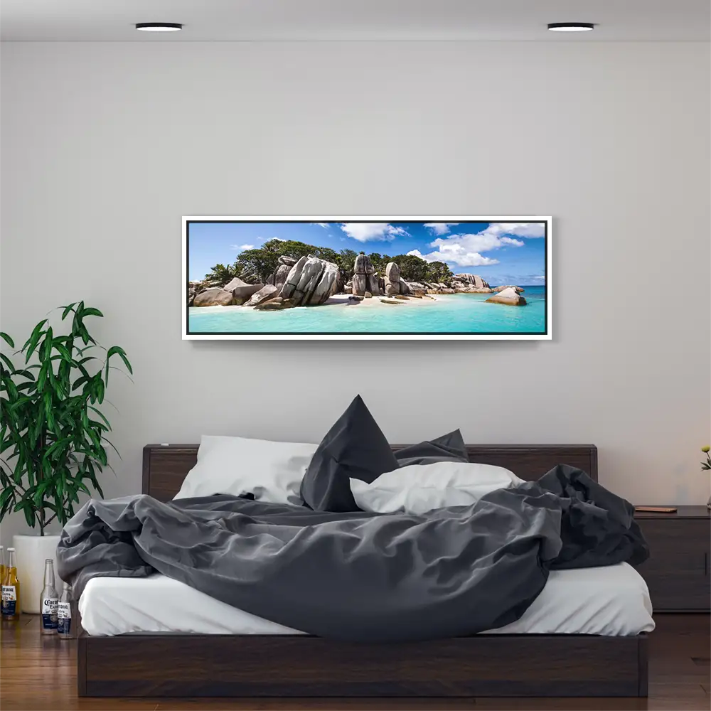 Strand & Meer Seychellen Insel im weißen Bilderrahmen, 150x50cm
