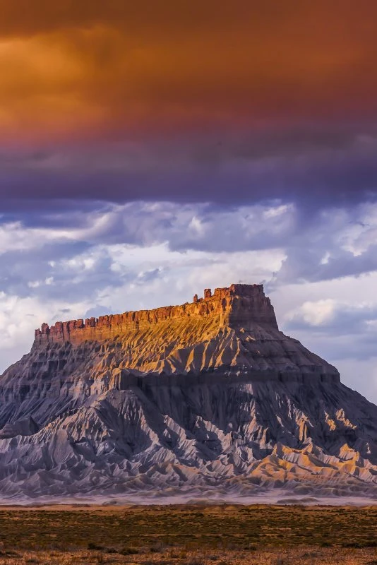Berge & Gebirge im Hochformat 80x120cm factory butte USA mit weißen Bilderrahmen