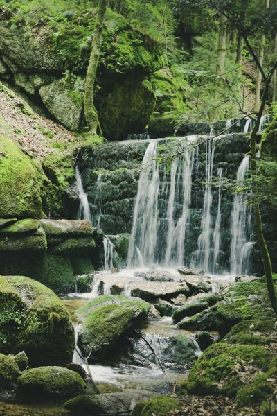 Poster 40x60cm im Hochformat, Wolfsschlucht Österreich Wasserfall