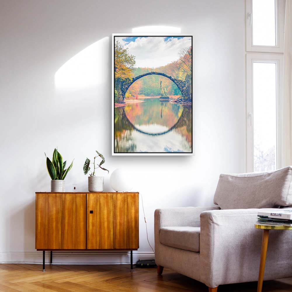 Wald & Bäume Herbst Rakotzbrücke, Kromlau im weißen Bilderrahmen, 80x80cm