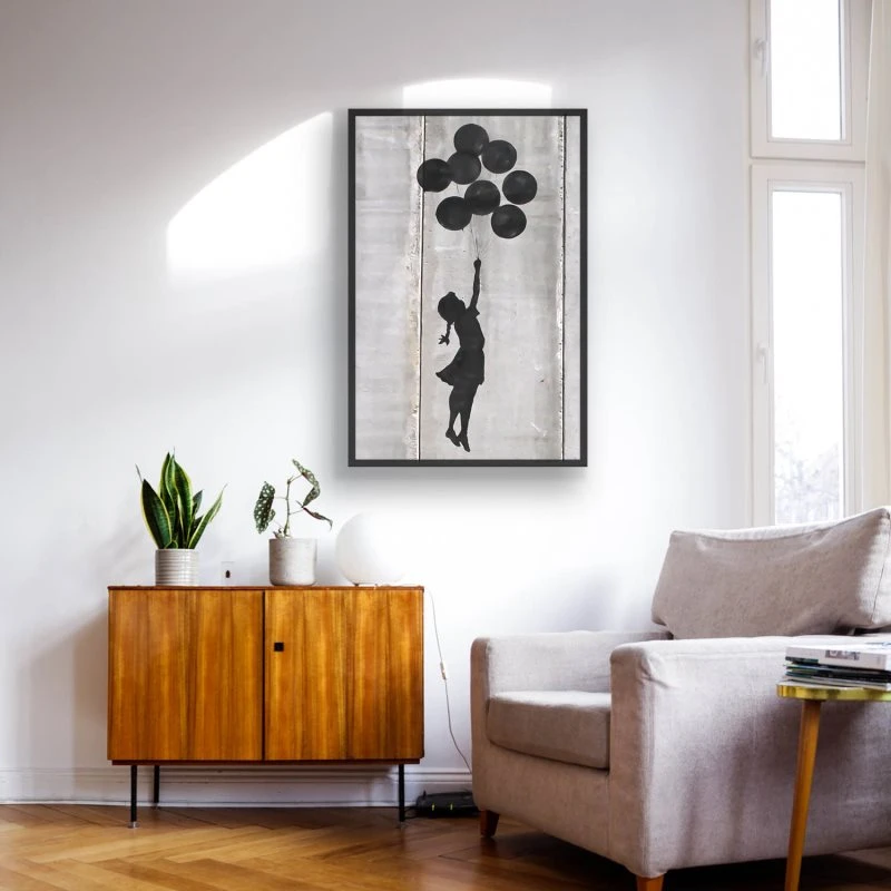 Banksy Girl with ballons im Hochformat 80x120cm mit schwarzen Bilderrahmen