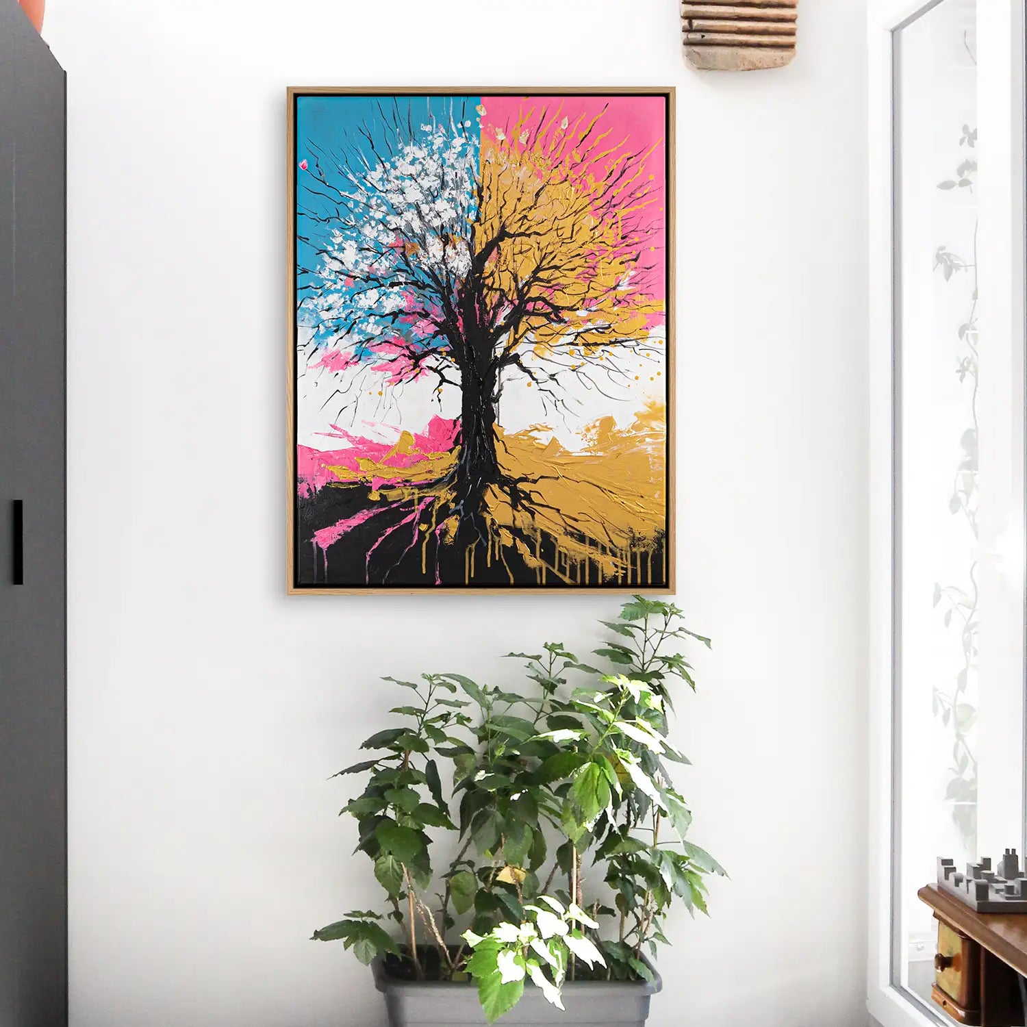 Leinwandbild handgemalt 75x100 cm im Rahmen Eiche hell, Natur und Baum in Petrol, Pink und Gold – „Chromatischer Wipfel“