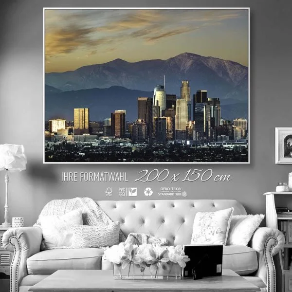 Skyline Los Angeles by night im weißen Bilderrahmen, 200x150cm