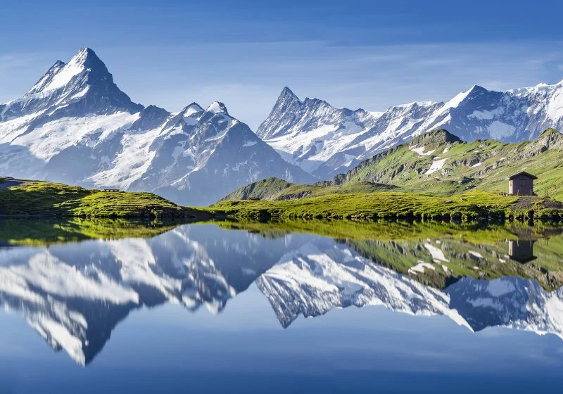 Berge & Gebirge Bachalpsee Schweiz im weißen Bilderrahmen, 100x70cm