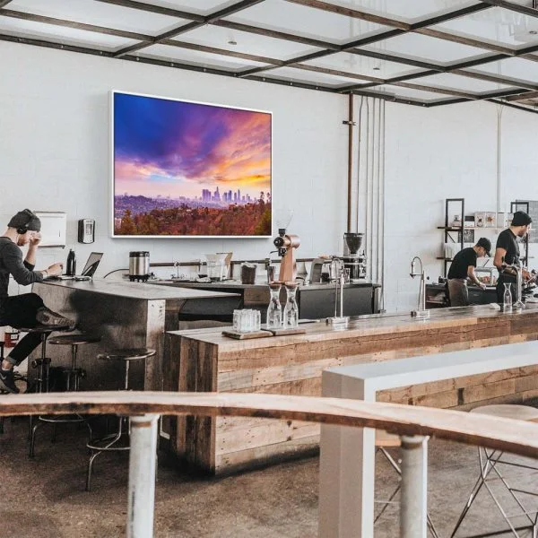 Skyline Los Angeles hills im weißen Bilderrahmen, 90x60cm