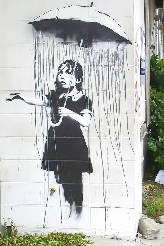 Poster 40x60cm im Hochformat, girl with umbrella Banksy Art