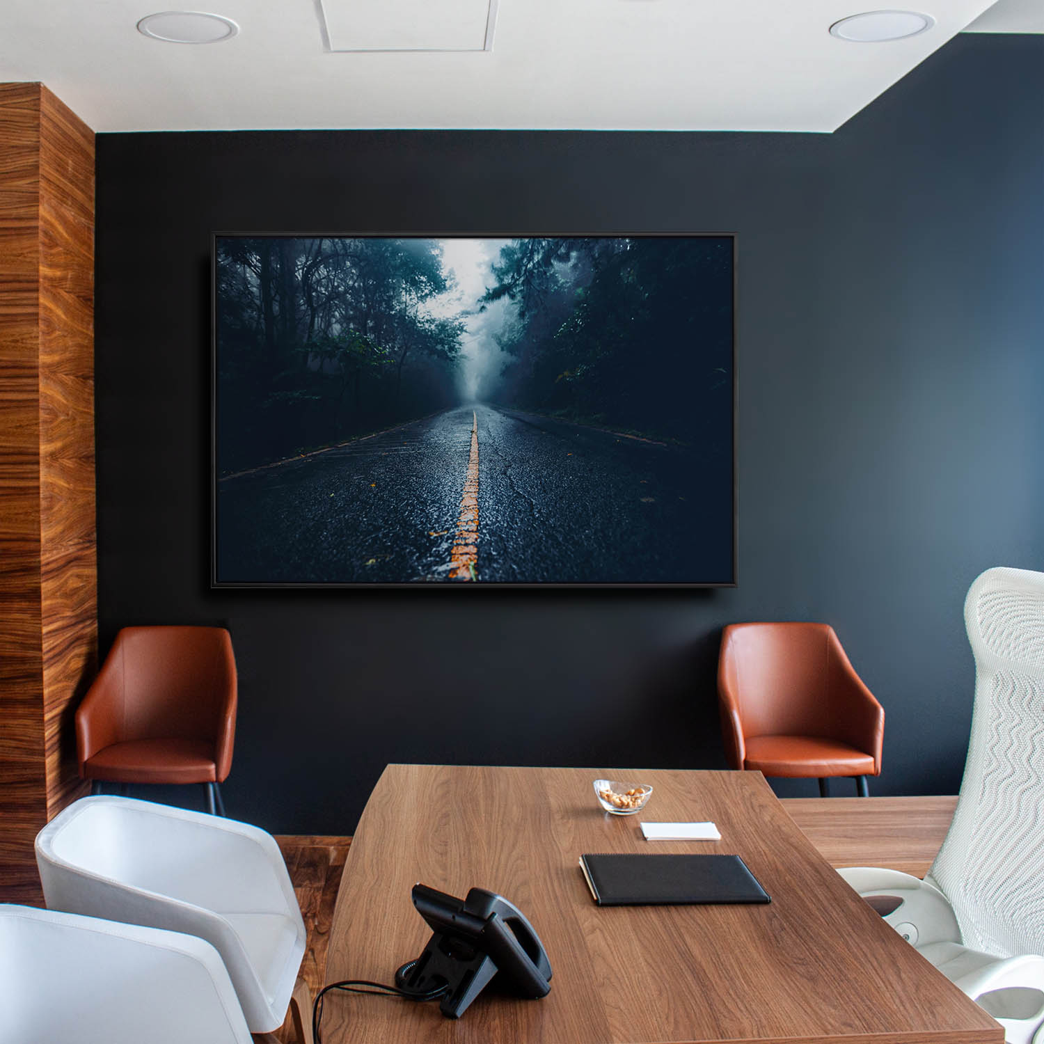 Wald & Bäume Straßenperspektive im schwarzen Bilderrahmen, 180x90cm