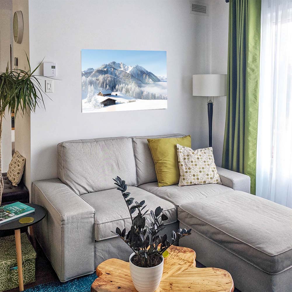 WandPoster Berge & Gebirge Winterpanorama mit Hütte, 80x80cm