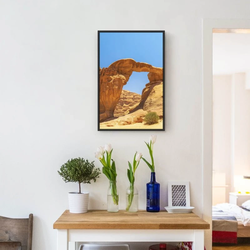 Berge & Gebirge Wadi Rum Wüste im Hochformat 60x90cm mit schwarzen Bilderrahmen