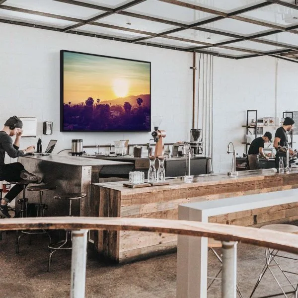 Skyline Los Angeles sunset im schwarzen Bilderrahmen, 180x120cm