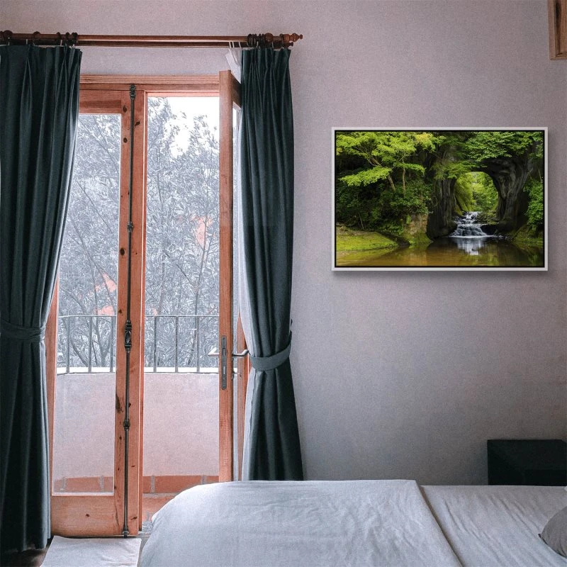 Wasserfall Nomizo Falls Japan im weißen Bilderrahmen, 60x40cm