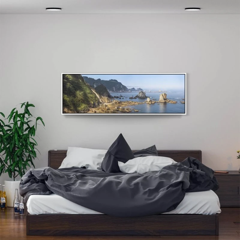 Strand & Meer Silence Beach im weißen Bilderrahmen, 150x50cm