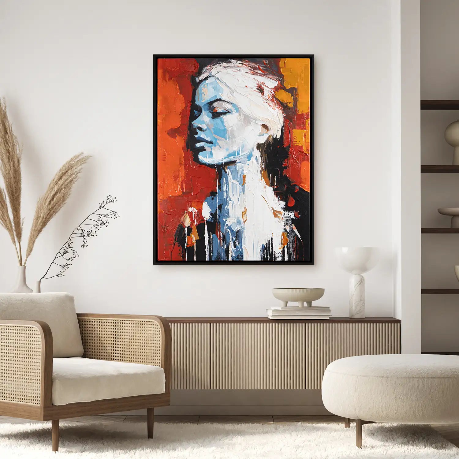 Handgemaltes Wandbild 75x100 cm im Schattenfugenrahmen Schwarz, kraftvolles abstraktes Frauenportrait in Rot, Weiß und Blau – „Atalante“