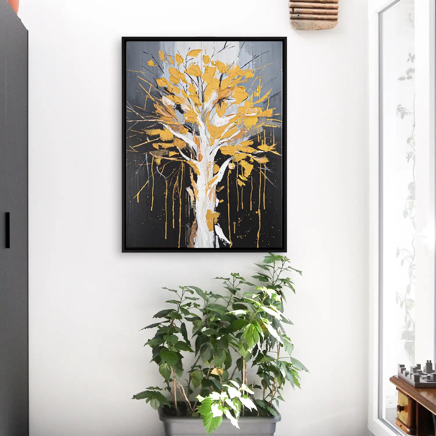 Leinwandbild handgemalt 120x160 cm im Schattenfugenrahmen Schwarz, moderne Abstraktion einer Baumkrone mit goldenen Blättern – „Golden Leaves“