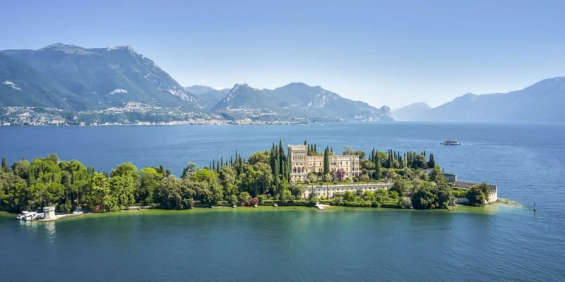 Strand & Meer Isola del Garda, Gardasee als Acrylglas Bild 120x60cm