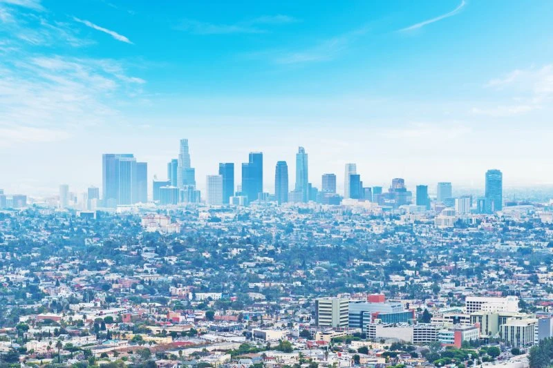 Skyline Los Angeles Panorama im schwarzen Bilderrahmen, 150x100cm