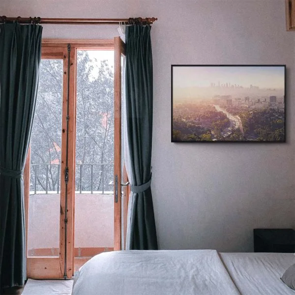 Skyline LA Panoramaview im schwarzen Bilderrahmen, 80x80cm