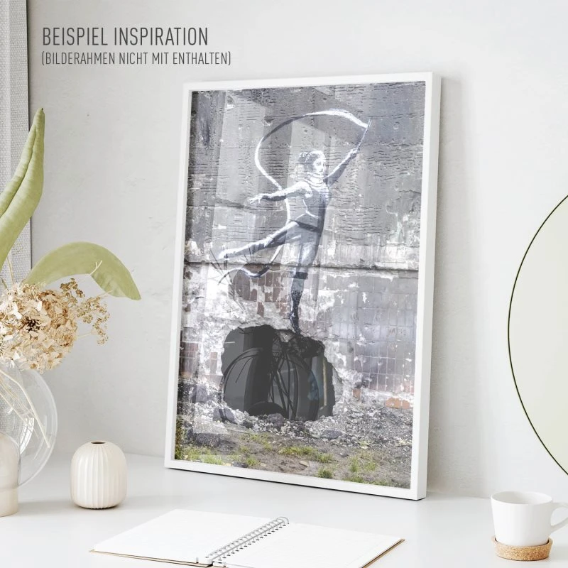 Poster 40x60cm im Hochformat, Ukraine Ballerina 2 Banksy