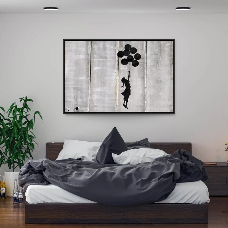 Banksy Girl with ballons im schwarzen Bilderrahmen, 160x120cm