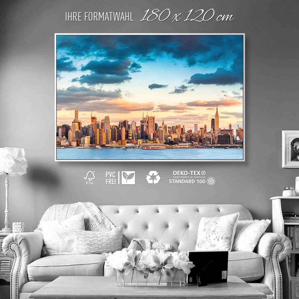 Skyline Panorama von New York im weißen Bilderrahmen, 180x120cm