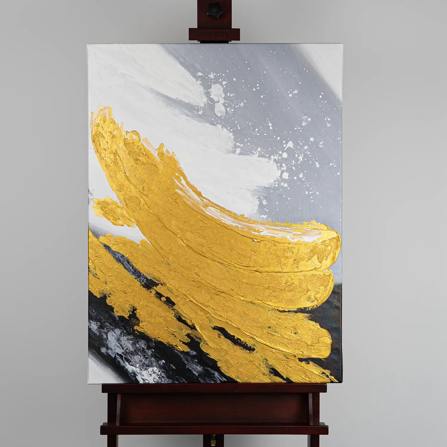 Gemälde 60x80 cm ohne Rahmen, handgemalt mit Strukturpaste in Gold, Weiß, Schwarz und Grau – eine abstrakte Reflexion zwischen Licht und Schatten – „Goldene Reflexionen“