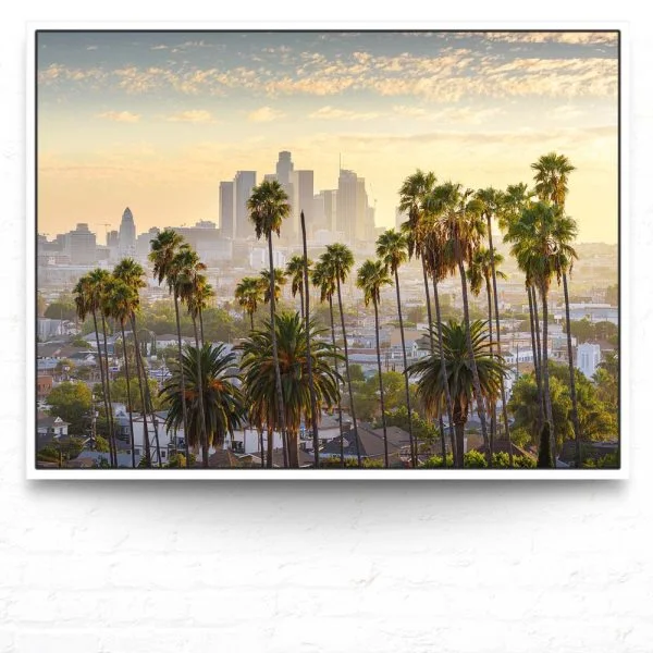 Skyline Los Angeles Palmen im weißen Bilderrahmen, 100x75cm