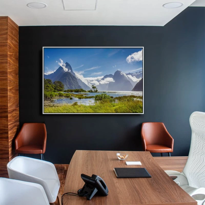 Berge & Gebirge Neuseeland Milford Sound Fjord im weißen Bilderrahmen, 200x150cm