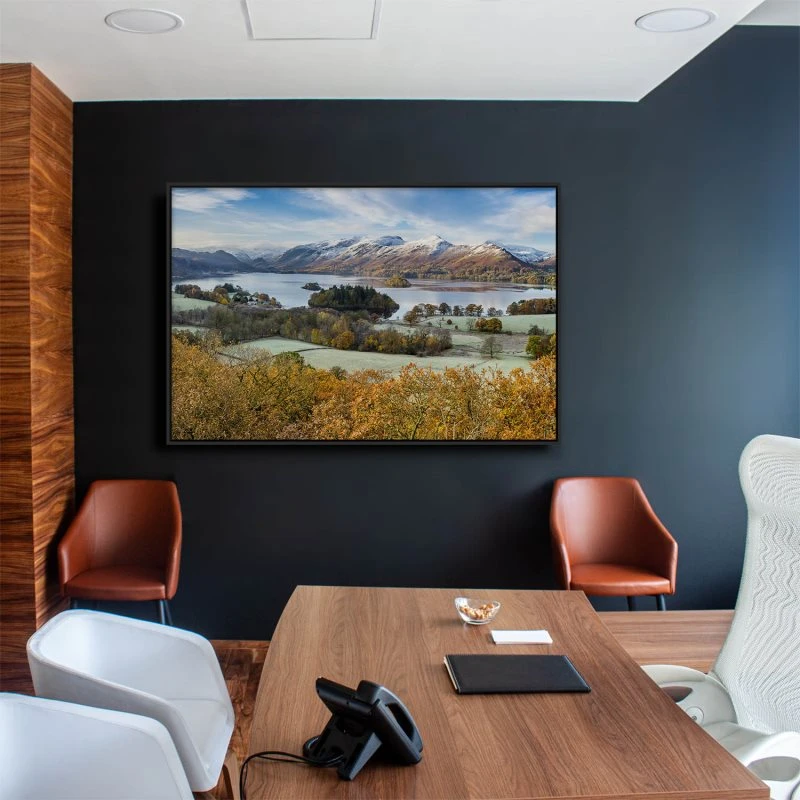 Berge & Gebirge Derwent Water England im schwarzen Bilderrahmen, 150x100cm