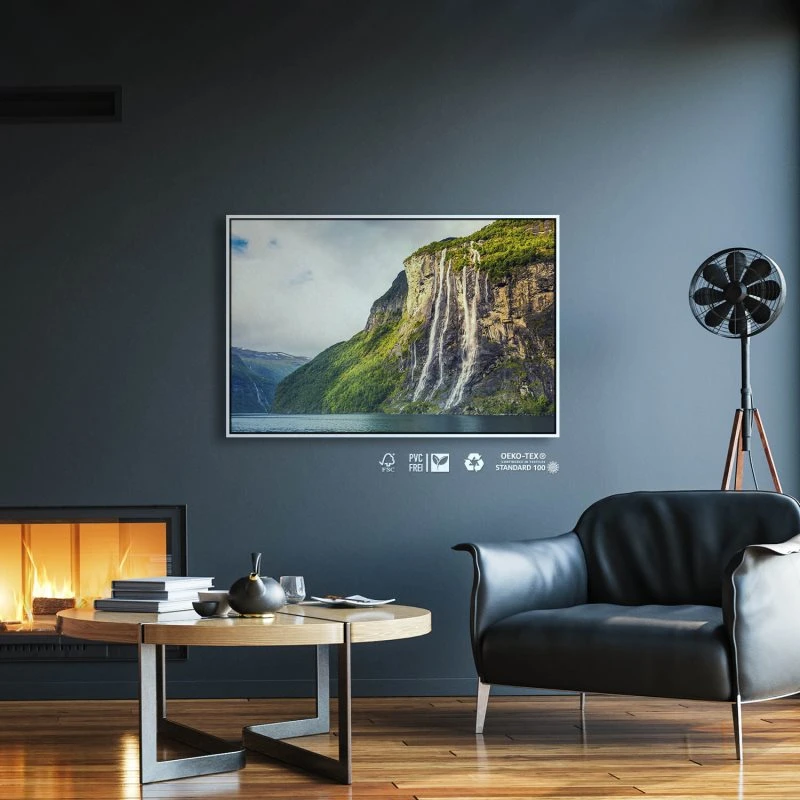 Wasserfall Seven Sisters im weißen Bilderrahmen, 100x70cm