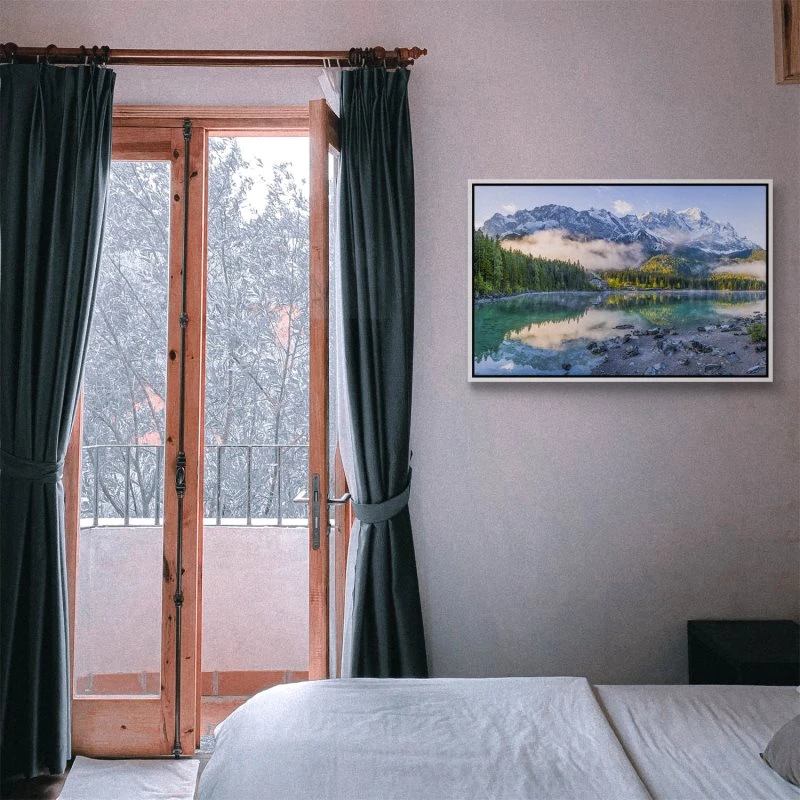Berge & Gebirge Eibsee mit Zuspitze Alpen im weißen Bilderrahmen, 100x70cm