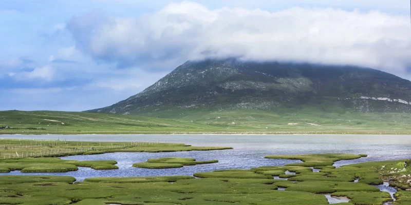 Berge & Gebirge Ceapabhal Hügel Isle Harris Schottland als Acrylglas Bild 120x60cm
