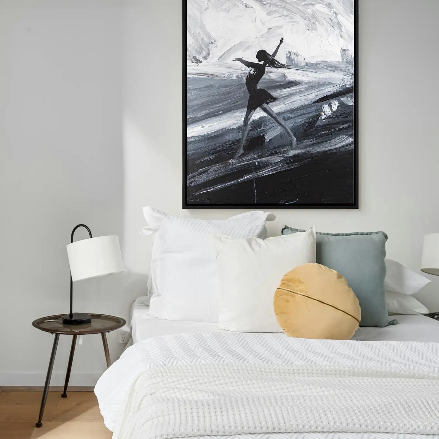 Wandbild echt handgemalt 75x100 cm im Schattenfugenrahmen Schwarz, abstrakte Eleganz der Frau in Schwarz, Weiß und Grau – „Die Tänzerin“