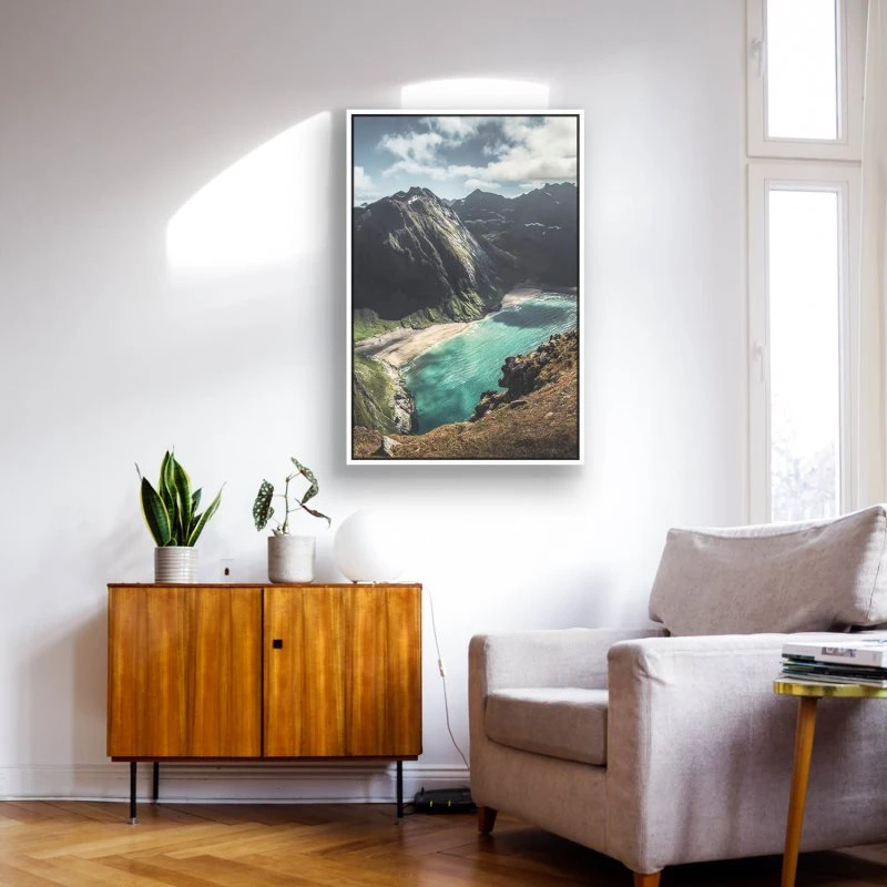 Berge & Gebirge im Hochformat 80x120cm Irgendwo Norwegen Lofoten mit weißen Bilderrahmen