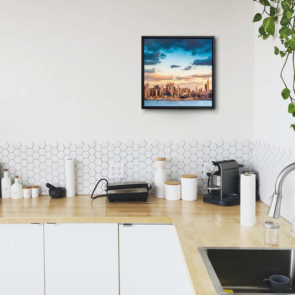 Skyline Panorama von New York im schwarzen Bilderrahmen, 200x150cm