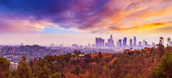 Skyline Los Angeles hills im schwarzen Bilderrahmen, 110x50cm
