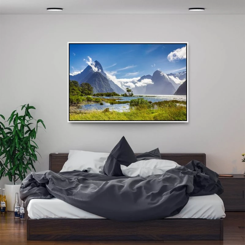 Berge & Gebirge Neuseeland Milford Sound Fjord im weißen Bilderrahmen, 200x150cm