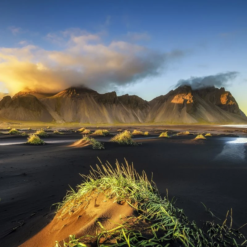 Berge & Gebirge Vestrahorn Island als Leinwand Bild 30x30cm