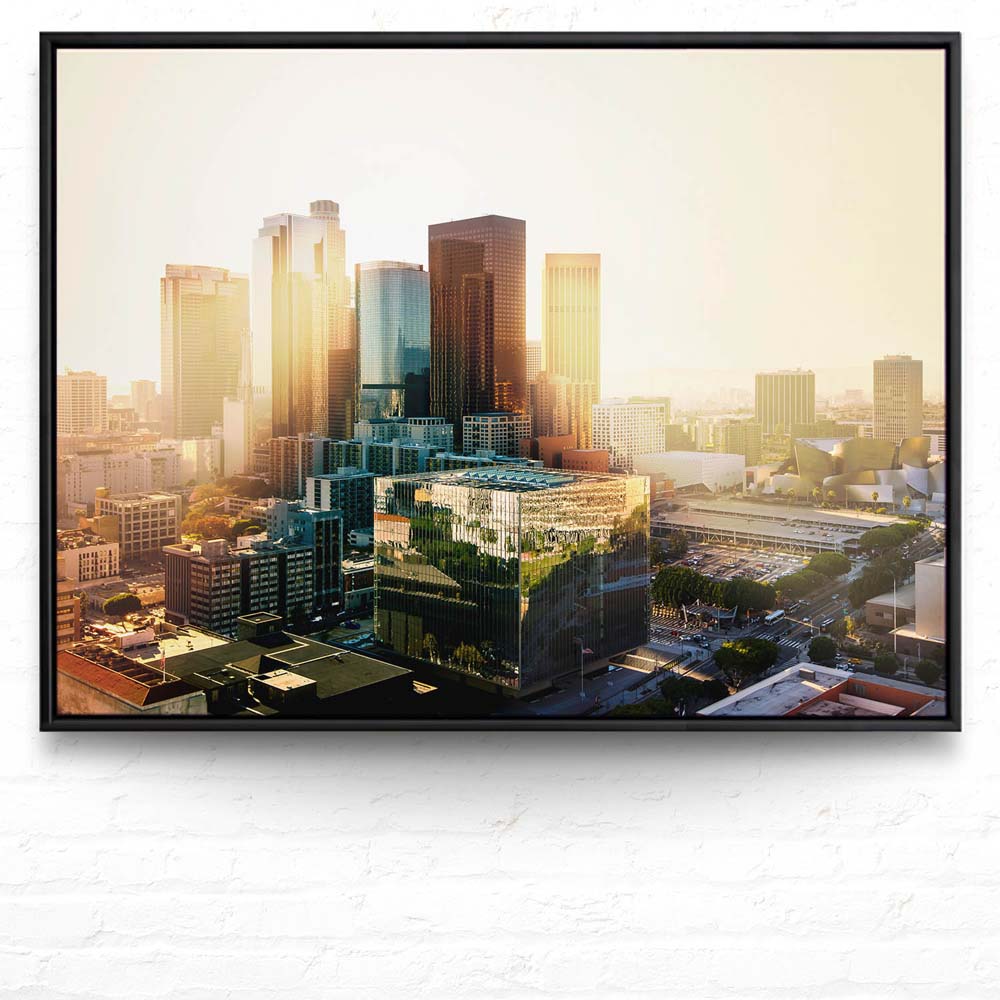 Skyline Los Angeles Sunset im schwarzen Bilderrahmen, 200x150cm
